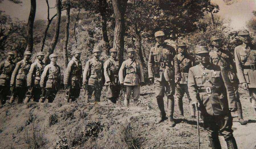 河内受降:鸦片战争后中国军队首次出国接受敌国武装投降_中国陆军