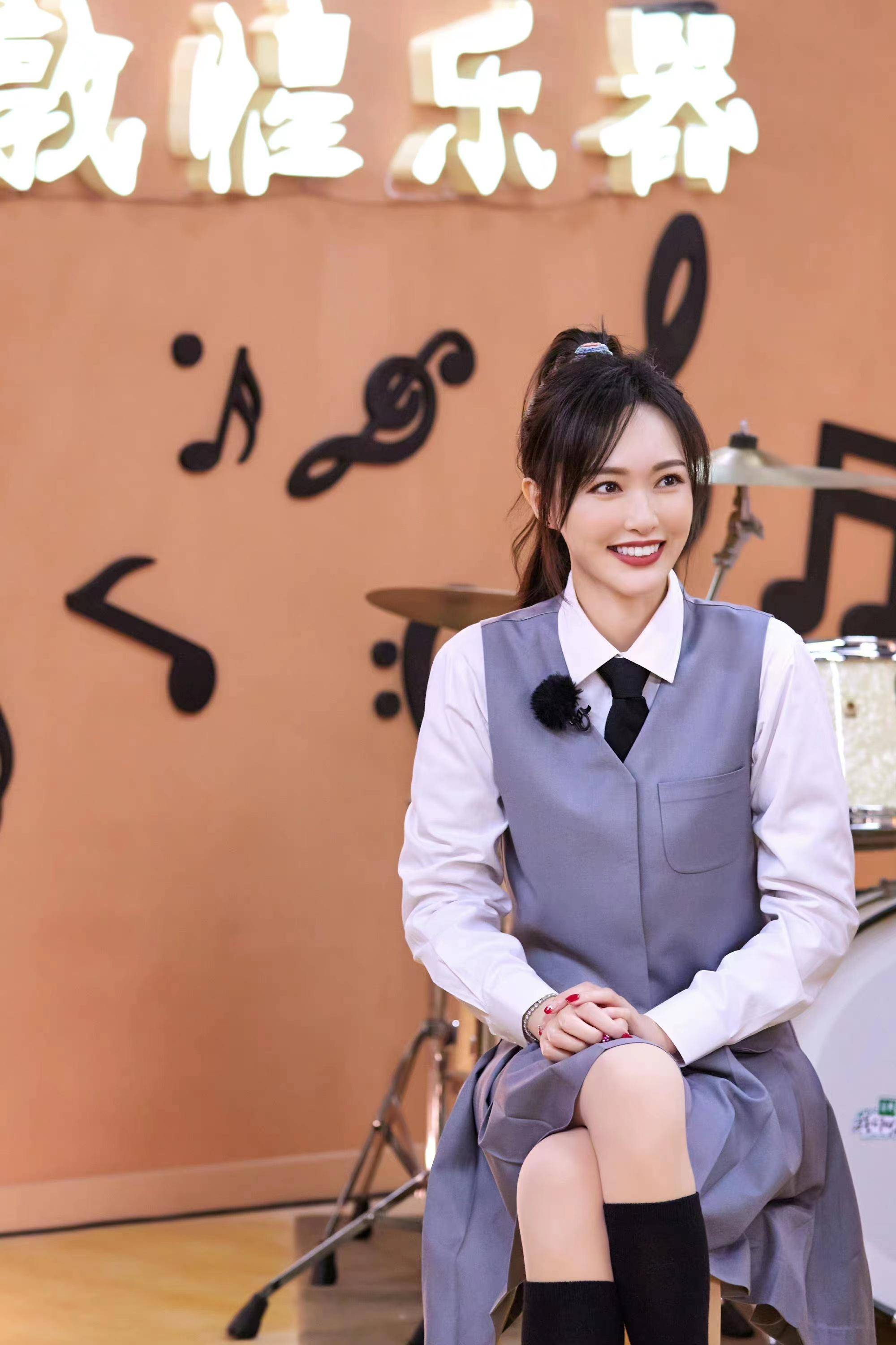 39岁唐嫣扮嫩美成少女!