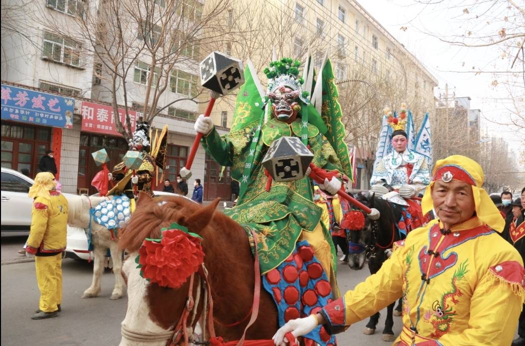 宝鸡陇县:万人空巷看社火 锣鼓喧天闹元宵 - 王海刚博客 | 王海刚博客