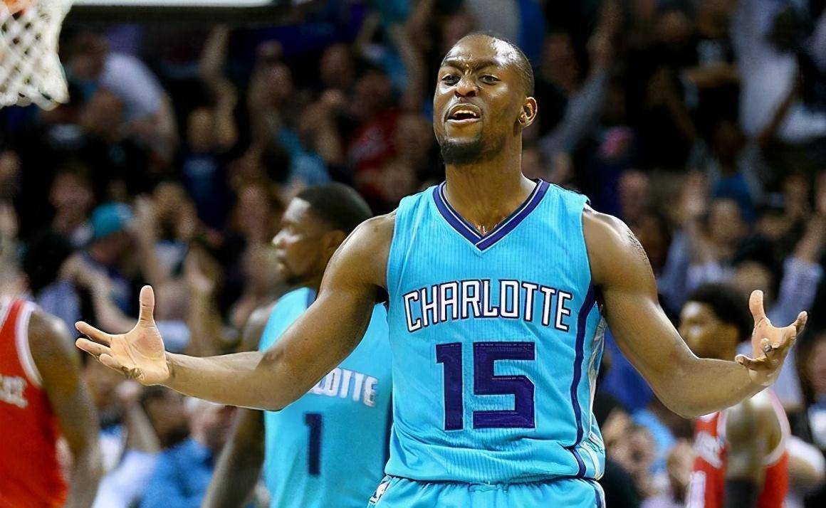 海沃德4年1.2亿加盟黄蜂,乔丹为何要在凌晨亲自给他打电话?