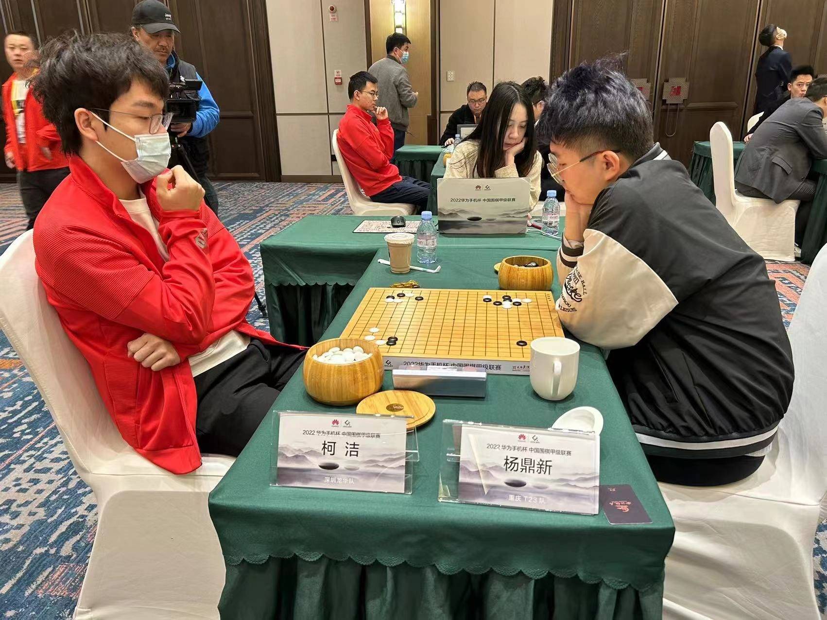 杨鼎新激战击败柯洁,李轩昊俘虏朴廷桓助重庆拿下深圳_快棋_频道_成都