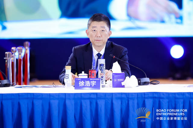 扬子江药业集团有限公司党委书记,董事长,总经理徐浩宇新华网博鳌11月