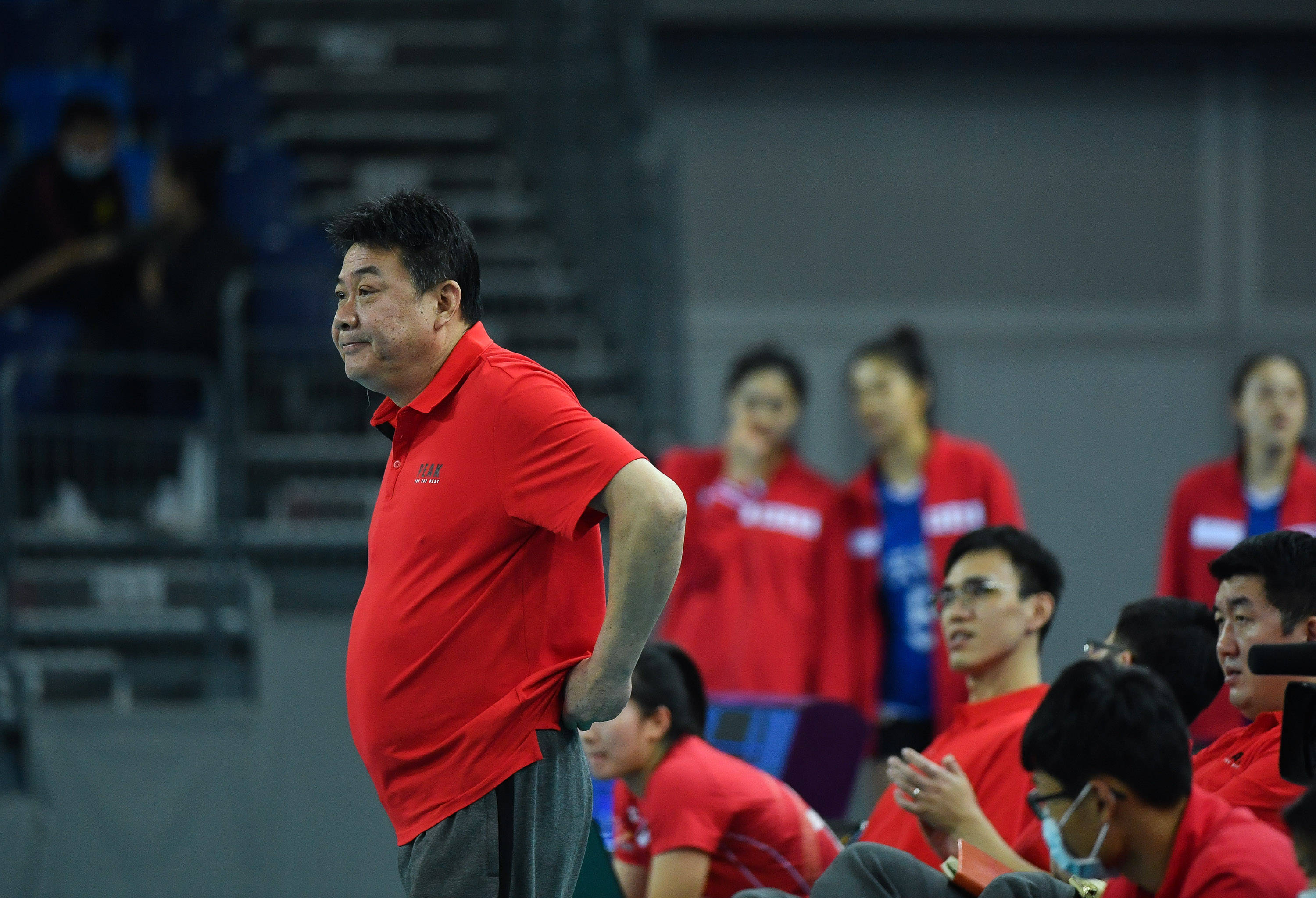 女排教练组或迎强员!