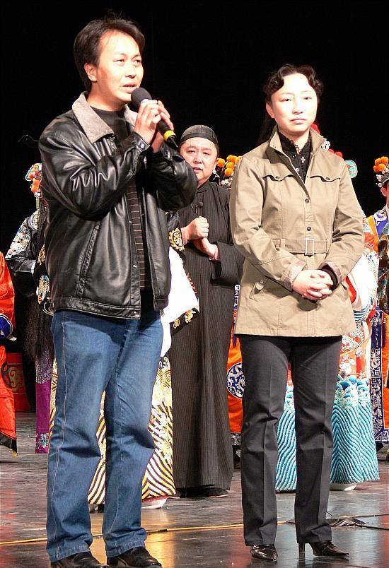 京剧神童陆地园重病,梨园界多次义演,德云社也伸出援手_戏曲_须生