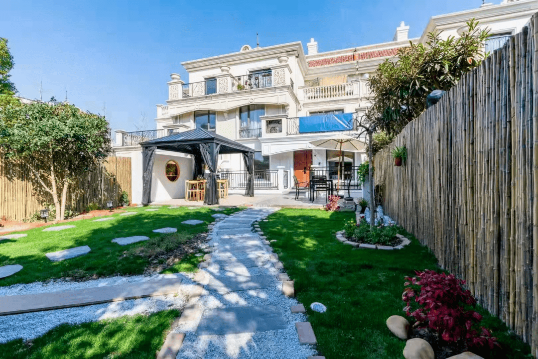 松江纳米魔幻城别墅有产权吗?松江纳米魔幻城_上海_天马_面积