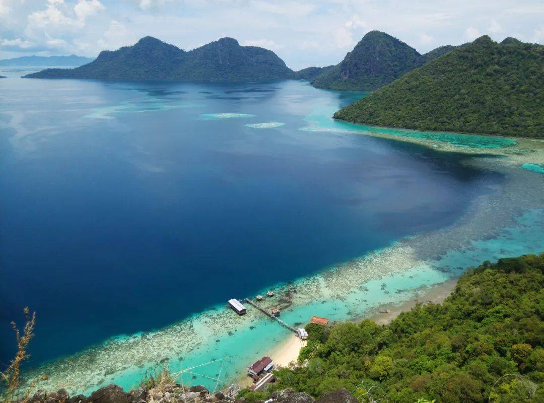 马来西亚仙本那,海景媲美马尔代夫,秒杀泰国的众多海岛_木屋_海水