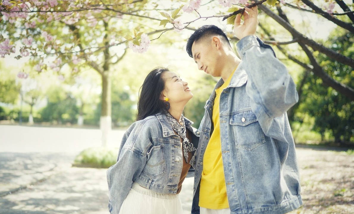 异性同事相处，有四个底线不能碰，碰得多了你也就声名狼藉了_搜狐网