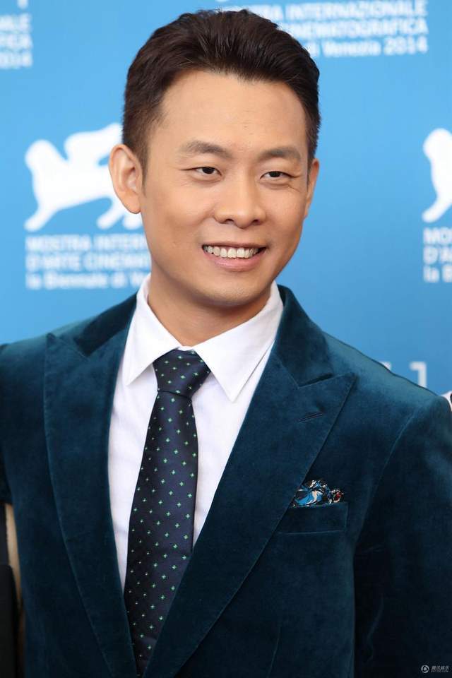 张纪中回应15年前把张颂文丢在沙漠被粉丝骂上热搜,网友看不下去发