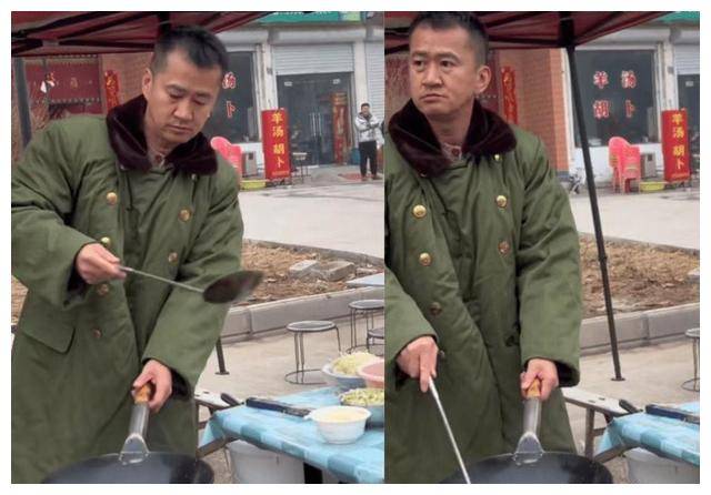 嘉明无戏可拍,沦落到路边摊卖炒面,没钱娶妻租房住_李佳明_工作_生活