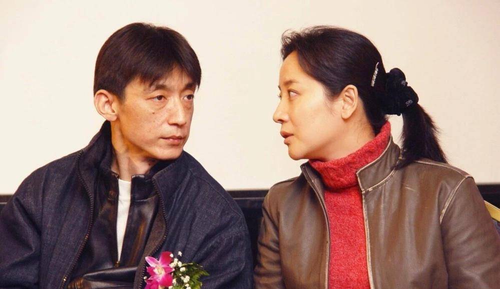 多次遭曝出轨小鲜肉,和丈夫分居11年不离婚_陈晓仪_陈小依_剧本