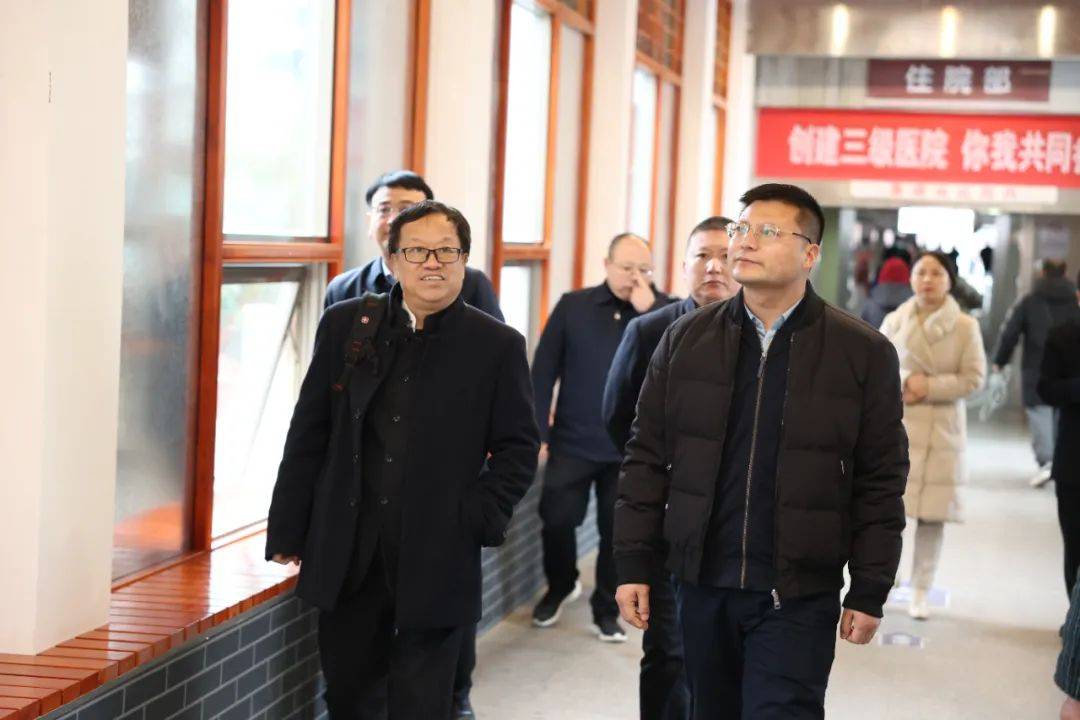 李东在县中医院调研新门诊楼搬迁工作及中医疫病防治射阳科普宣传基地