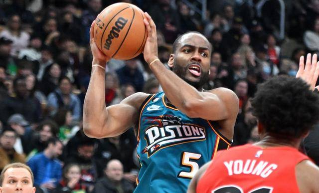 亚历克伯克斯_比赛_投篮