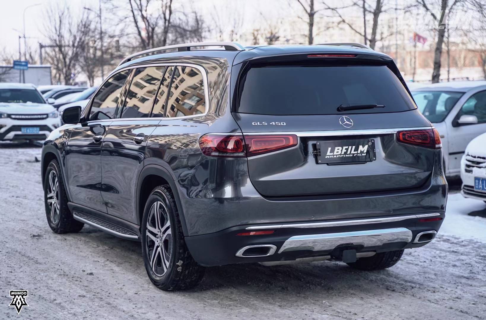 奔驰gls450-lb改色膜液态金属深邃灰,成熟稳重的标配色_搜狐汽车_搜狐