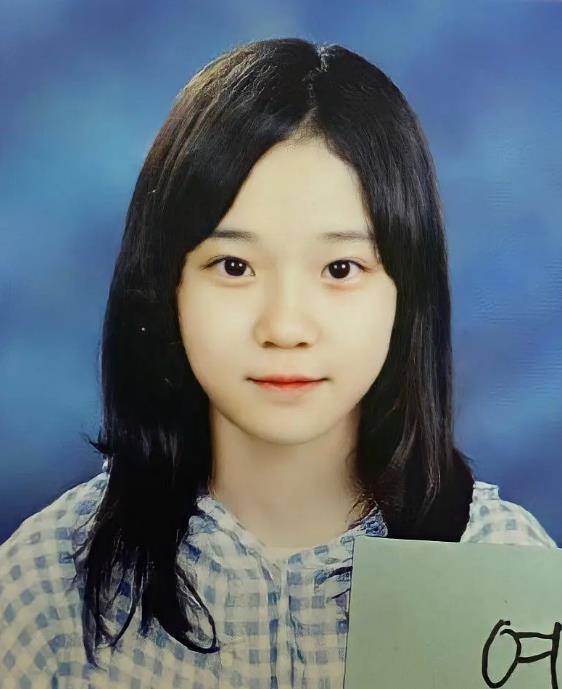 winter旧照撞脸甜馨,意外暴露原装鼻_鼻子_网友_前辈