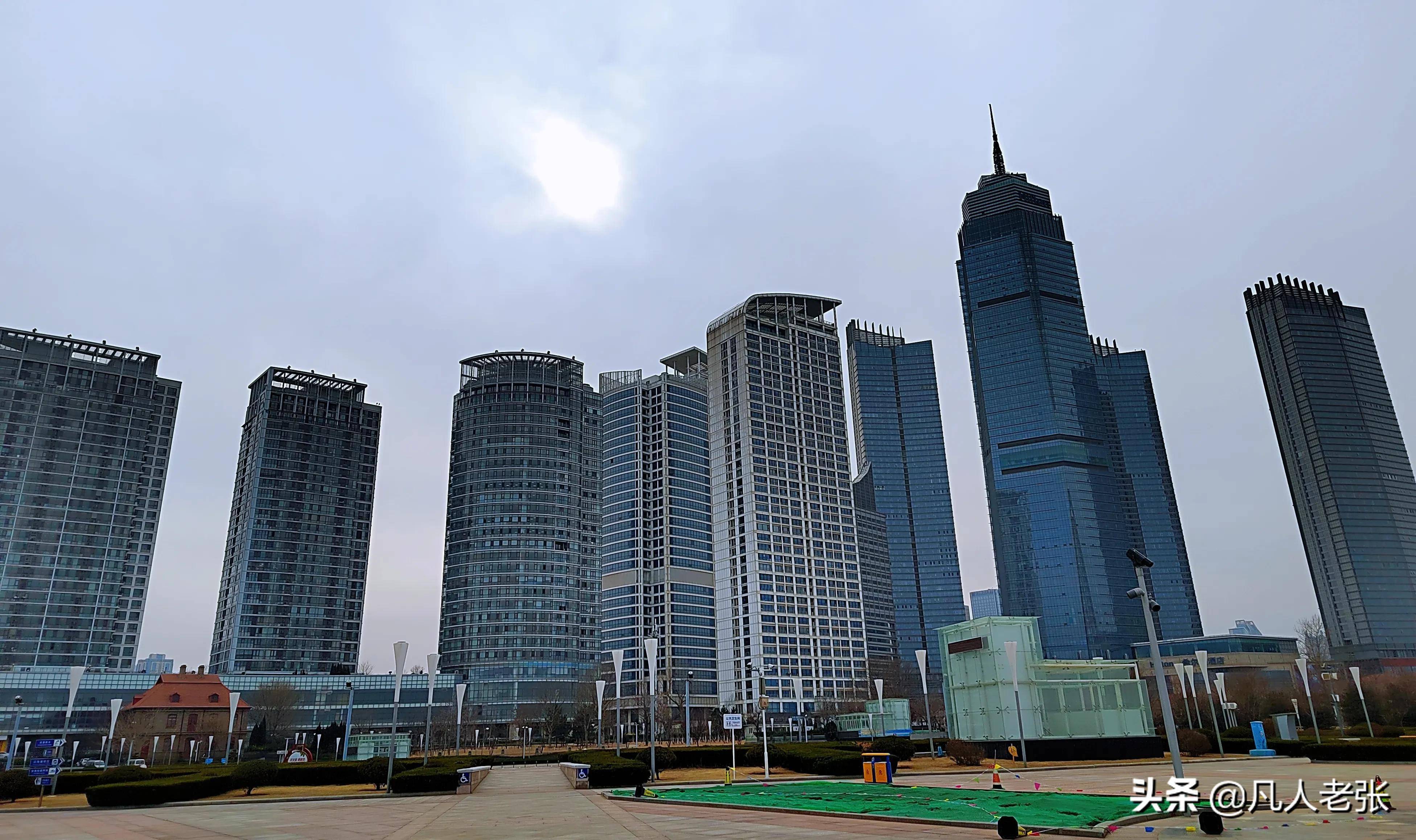 山东经济第三城,烟台市,45家上市企业,霸气侧漏_城市_旅游资源_广场