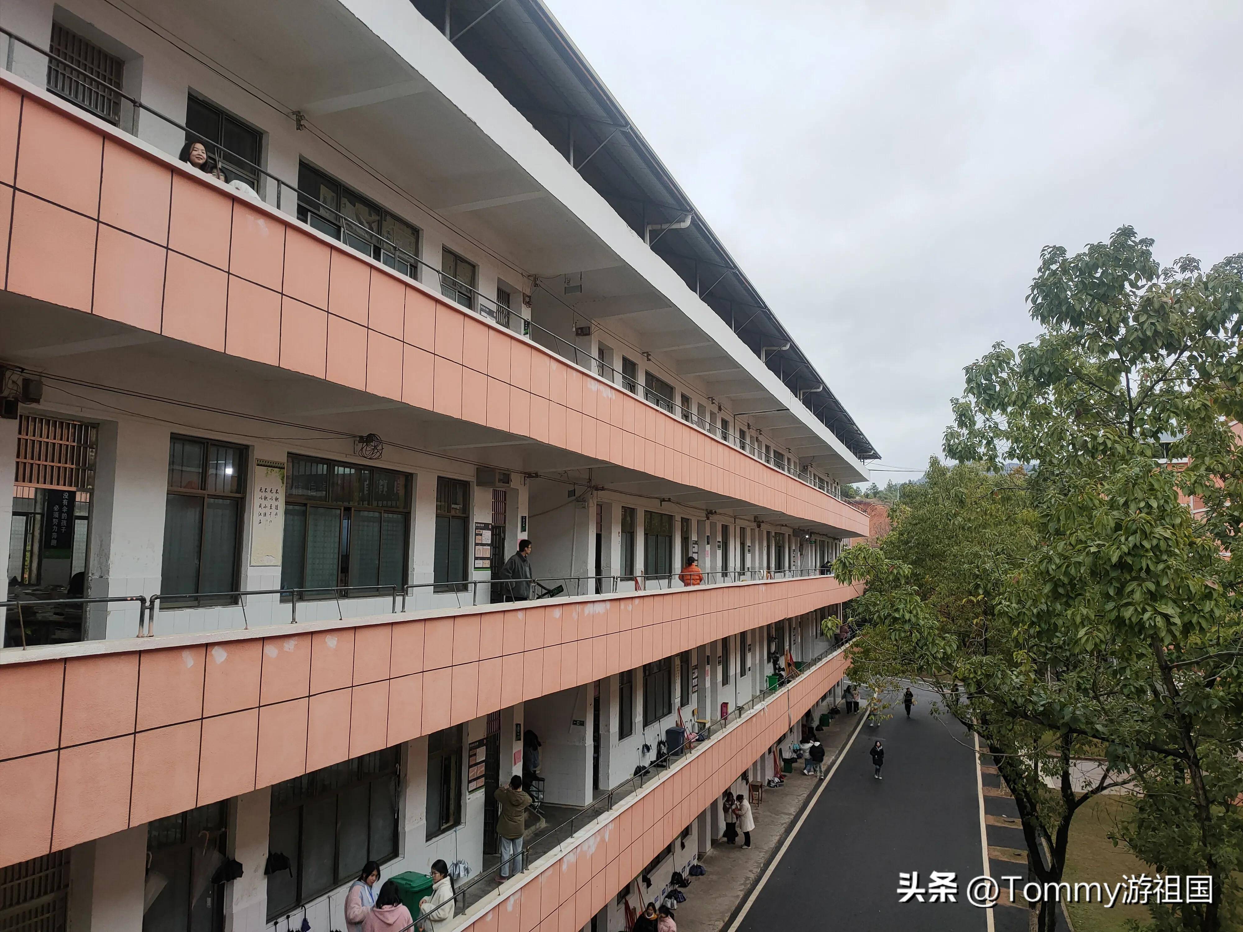 游览祁阳市职业中等专业学校东校区