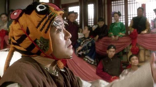 重刷周星驰版《鹿鼎记》,才发现星爷比张一山高明太多了_韦小宝