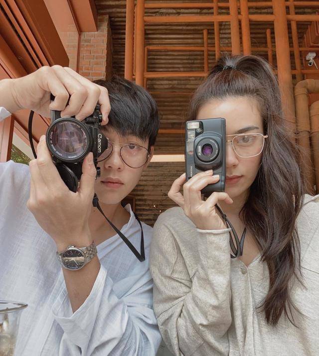 爱》五部剧,两人合作的剧都很火,特别是《爱的涟漪》和《爱的烹饪法》