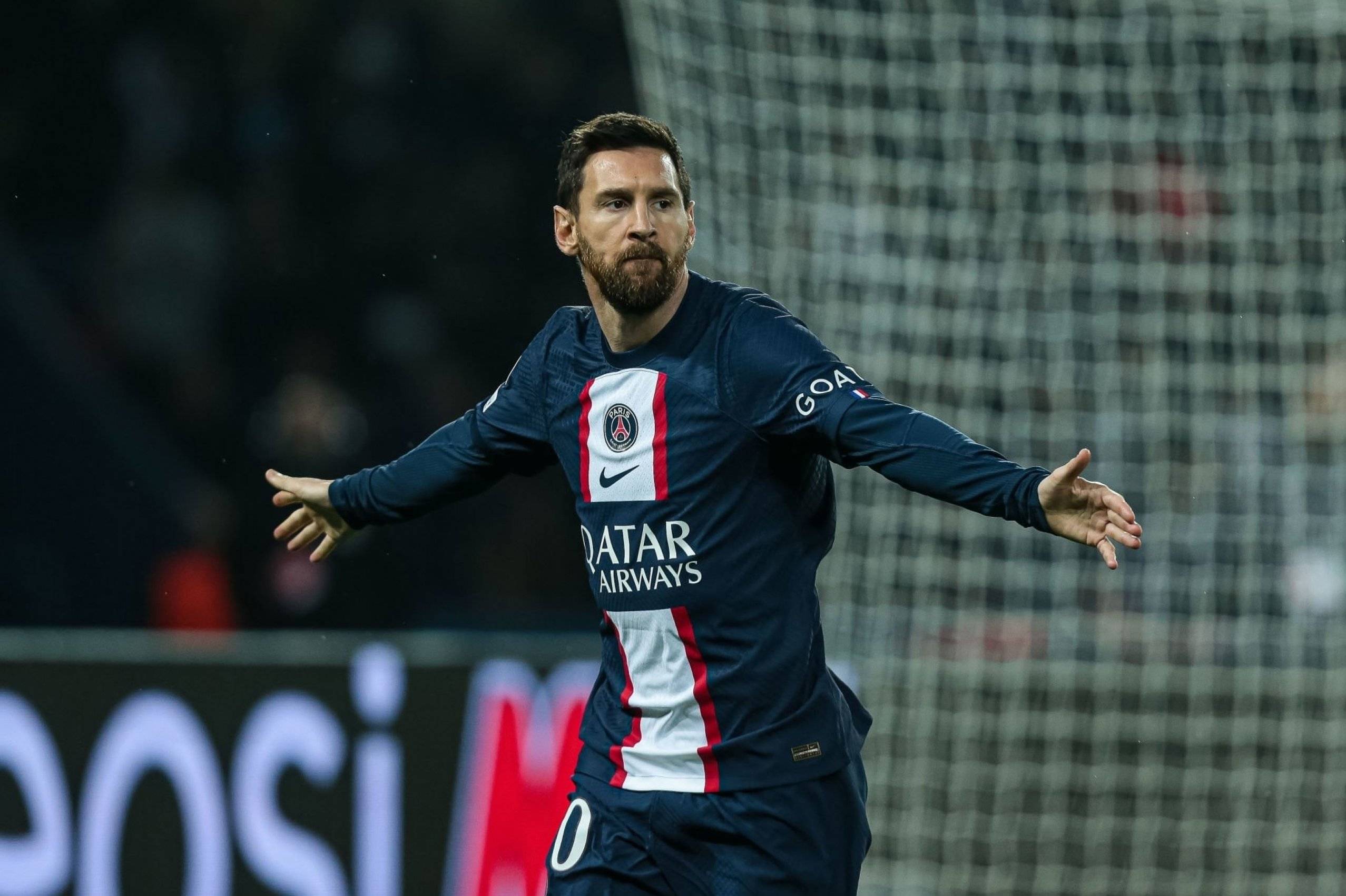 前往巴塞罗那,梅西拒绝和大巴黎续约_巴萨_问题_内马尔