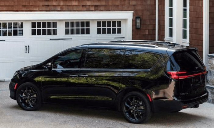 从外观上来看新款大捷龙它的轮毂没有很大不同,不过在车身设计上做了