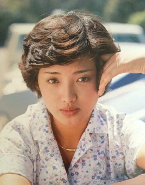 山口百惠,不是因为美丽而可爱,而是因为可爱才美丽_自然_舞台_观众