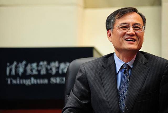 一张清华大学偷拍照,告诉我们什么才是真正的高贵_重点_专家教授_院校