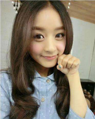 低学历丫头,内地一线女星,一招输刘诗诗_赵丽颖_黄斌_小刀