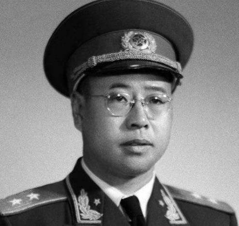 抗战时期,旷伏兆任冀中军区第一军分区政委,晋察冀军区地委书记等职