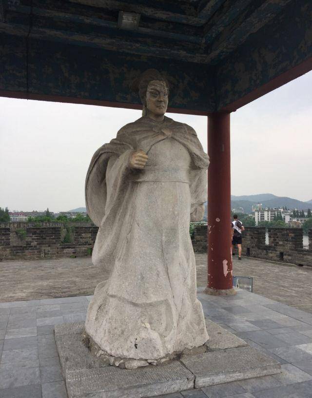 襄阳夫人城,中国唯一一座妇女修筑的城墙_韩夫人_前秦_城中