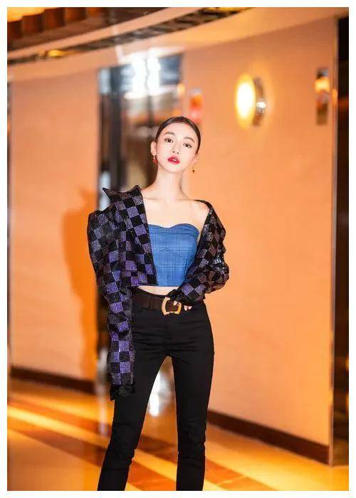 49岁李冰冰传递不科学错误的饮食方式 ,被专家质疑上热搜_身高_体重