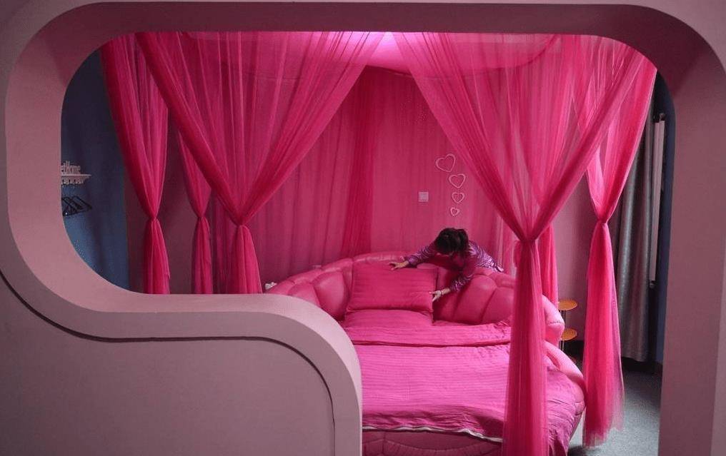 为何情侣都喜欢入住带"水床"的房间,有什么作用?