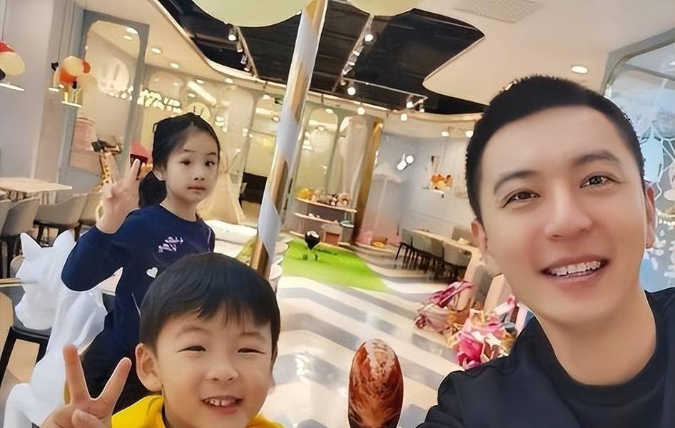 杨鸣担任沈阳文化旅游形象大使?杨鸣家庭生活细节爱情故事曝光?