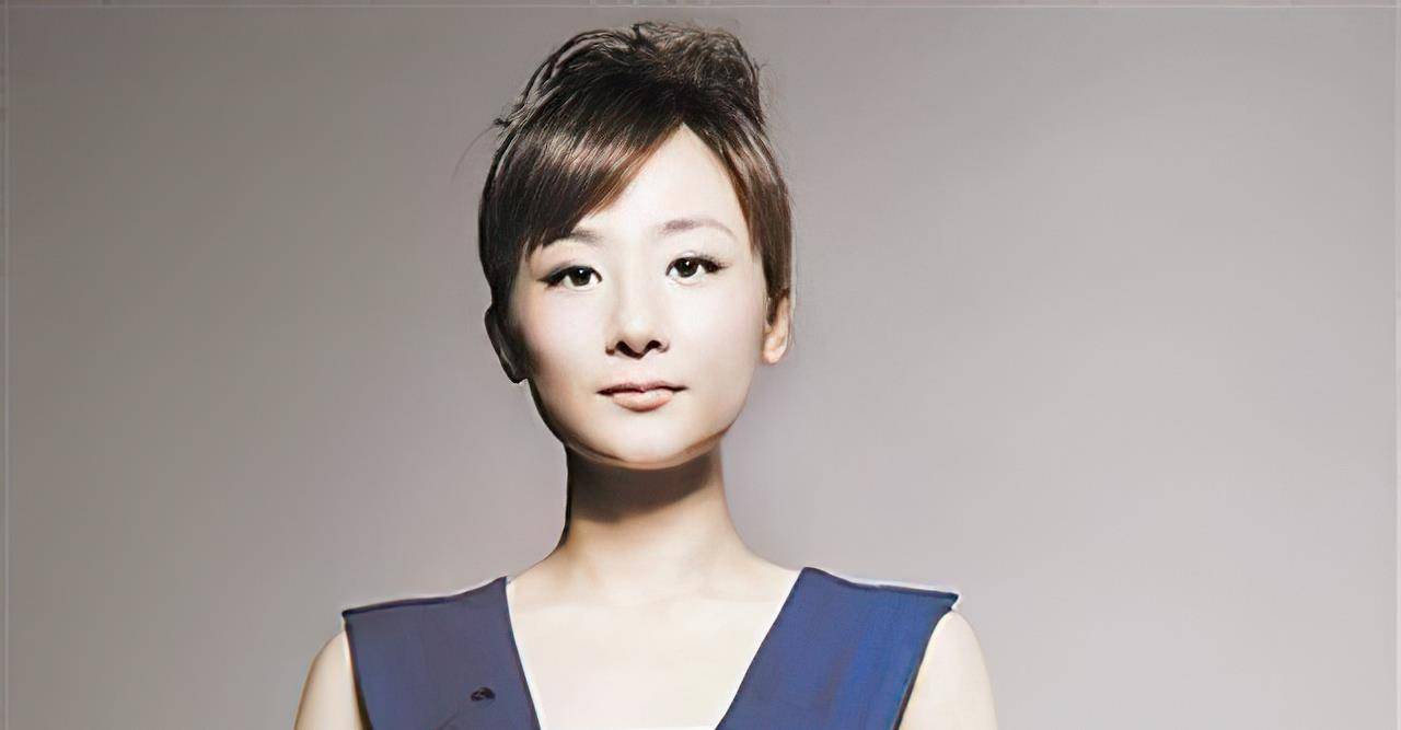 跳水冠军退役后,转向娱乐圈,坦言:为救母曾想卖"金牌"_桑雪_训练_时候