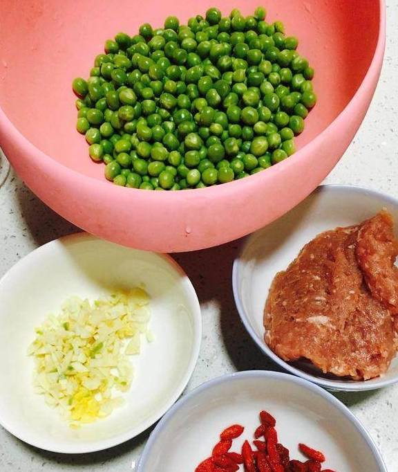 这样炒出来的肉肉 我不信你家孩子不喜欢(图2)