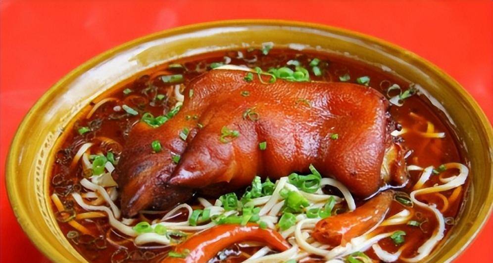 想吃猪脚面别找老莫也别叫"妈!"快来找我!_香菜_小火_鸡精