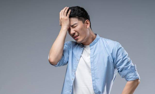 如果有老年痴呆或者是下不了床的真是愁死人,不是儿女不孝顺,一段时间