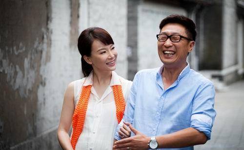 林永健的长相就像两粒豌豆,用帅气来形容是不可能的,但贾晨宇和林永健