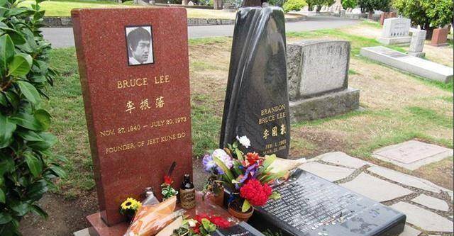 李国豪的墓碑图片