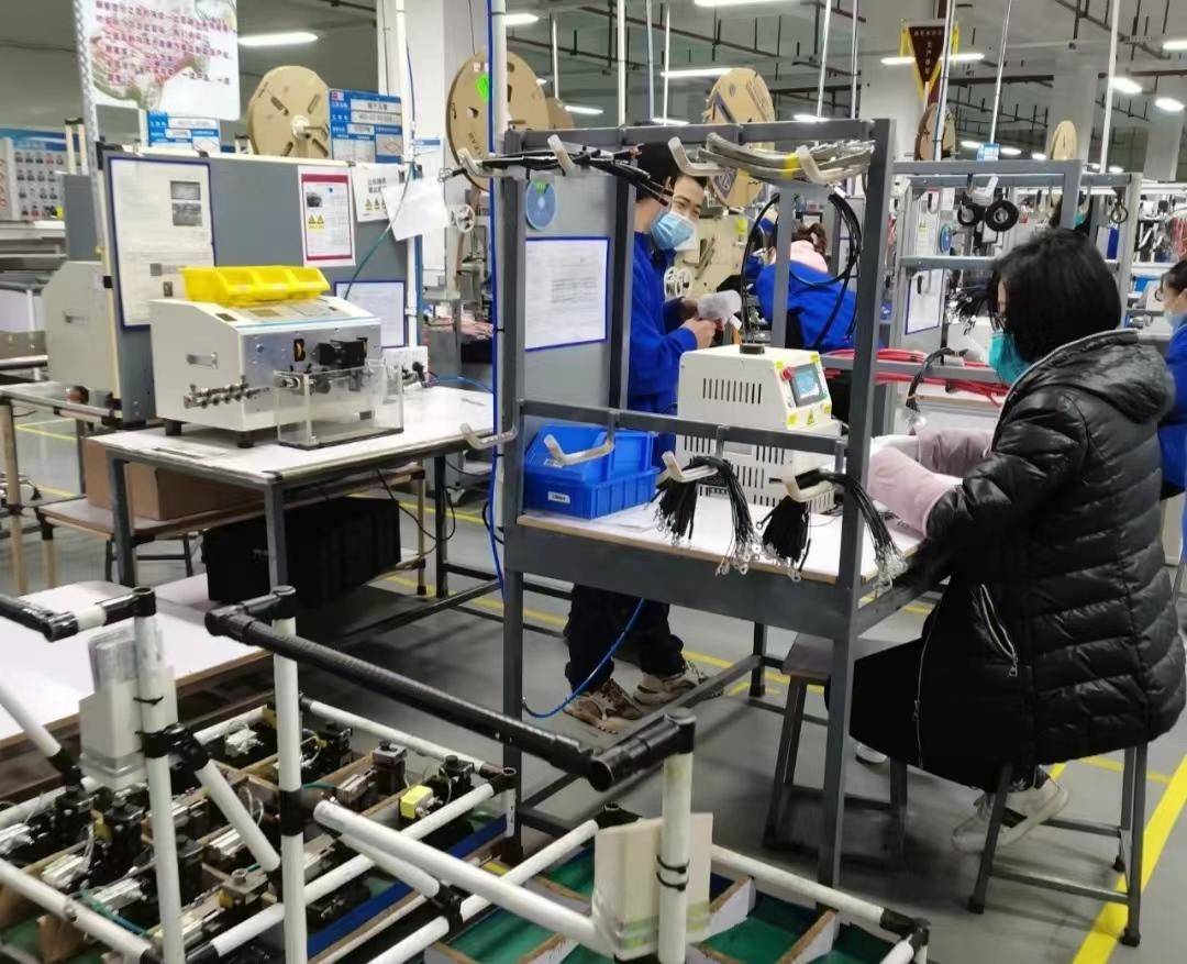 原创            40年前，广东人最赚钱，20年前，浙江人最赚钱，现在什么人最赚钱(在广东打工好还是浙江好)
