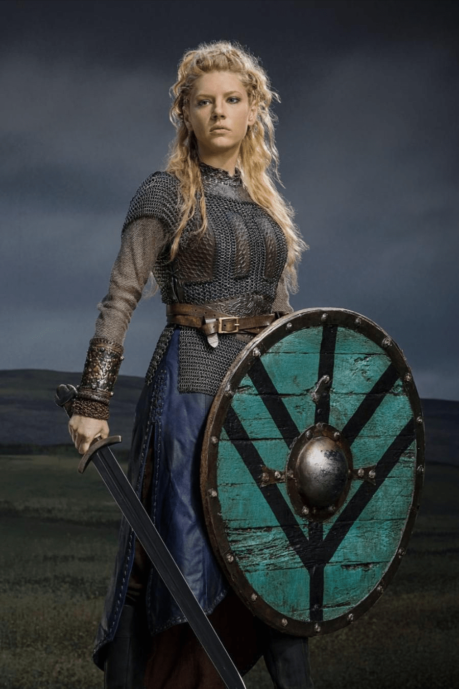 5.维京传奇-拉葛莎盾牌女,也是电视剧中的主要角色之一.