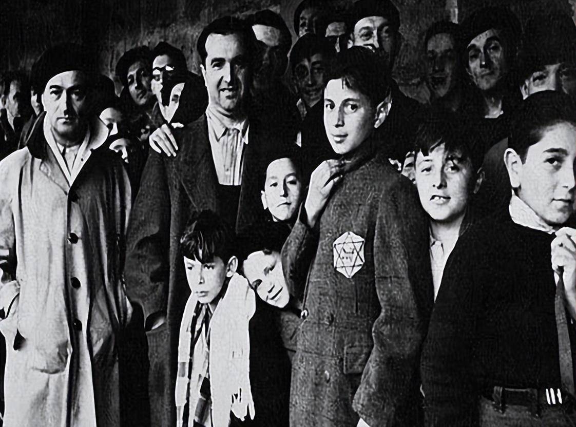 你不知道的犹太家族,在中国吸血百年,侵入核心业务,操控主权