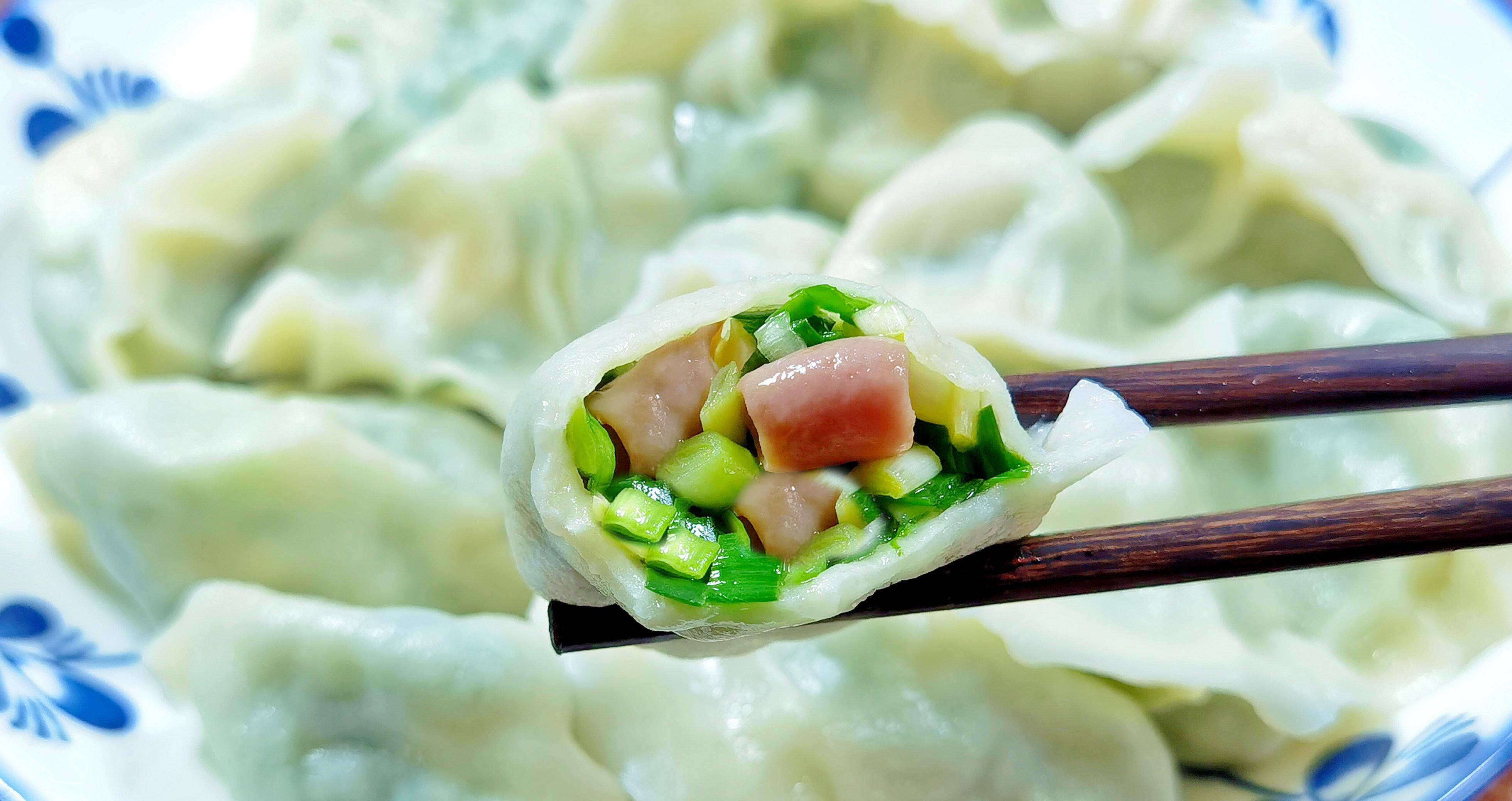 海肠和韭菜是绝配,用来包饺子,好吃又营养!下面给大家