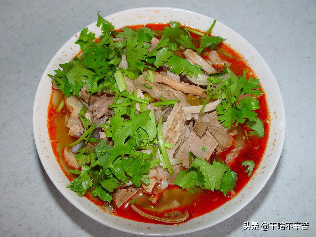 巴盟美食 - 大家先想到的是烩菜,酿皮除此之外,还有家乡的气质_河套