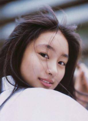 死侍的即兴演出吓到她_日本_忽那汐里_莱恩雷诺斯