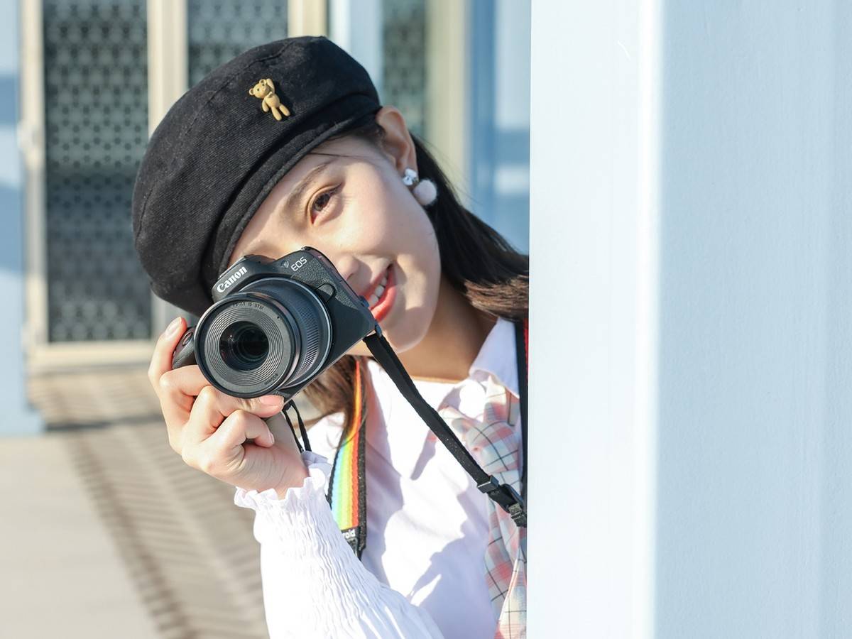 高颜值拍照利器！套机5599元佳能EOS R50初体验_搜狐网