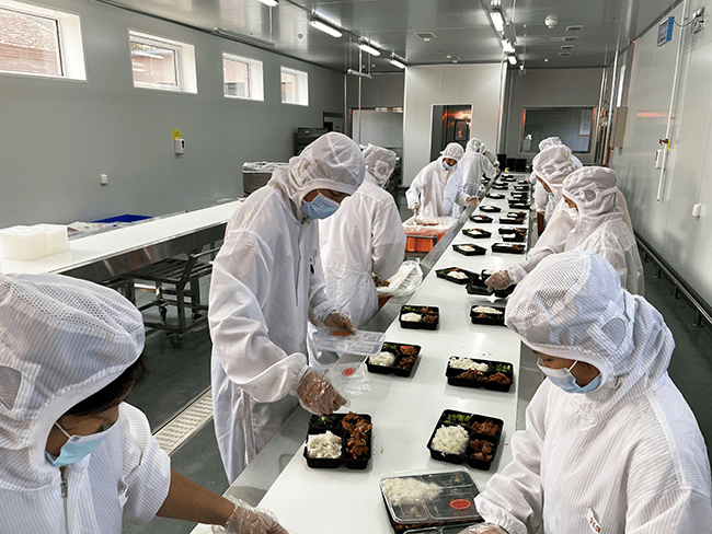 食堂承包行业动态：创新模式引领未来餐饮革命