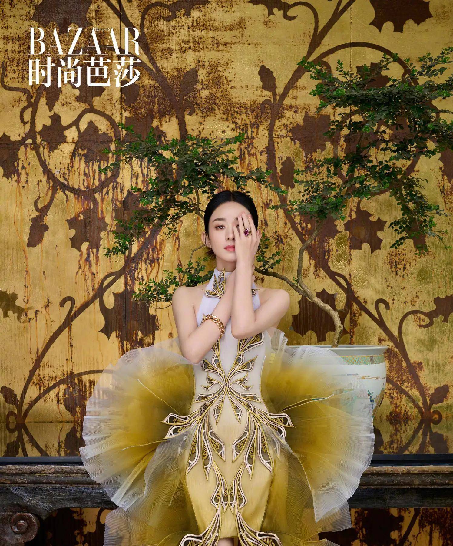 赵丽颖-时尚芭莎写真,真正高级的美_绿色_女儿_白露