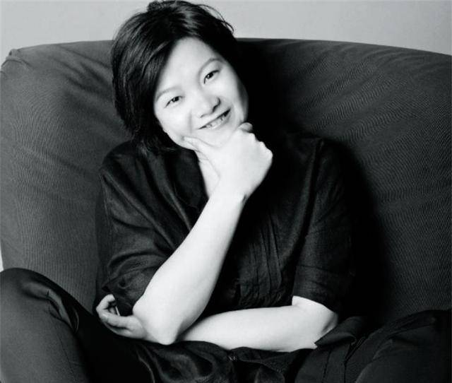 洪晃:扬言女人要睡五个男人才够本,如今已有四次婚姻_洪荒_苏芒