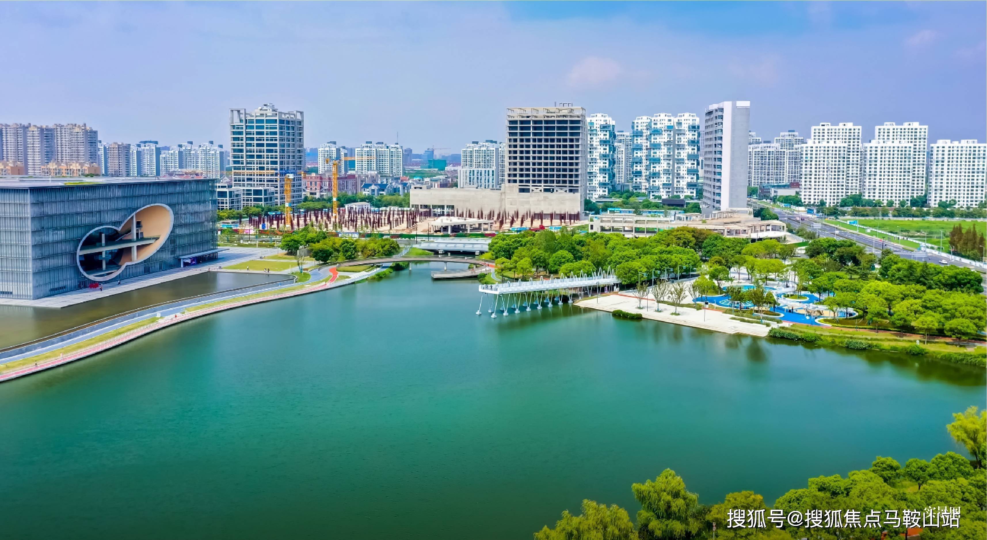 嘉定璀璨湖畔 开发商直售__ 璀璨湖畔认购中 !_新城_上海_配套