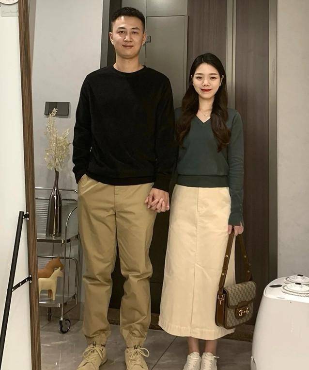 当158cm老婆和180cm老公同框